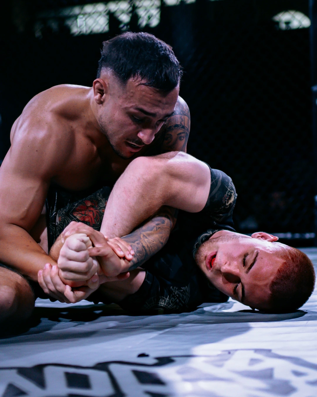 Dos deportistas durante un combate de grappling del torneo Titán JJP, en una fotografía publicada por Gorillas en junio de 2026